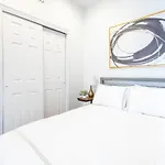 69-5C Festive Comfort Brand New 1Br Lower East Side Christmas Ready