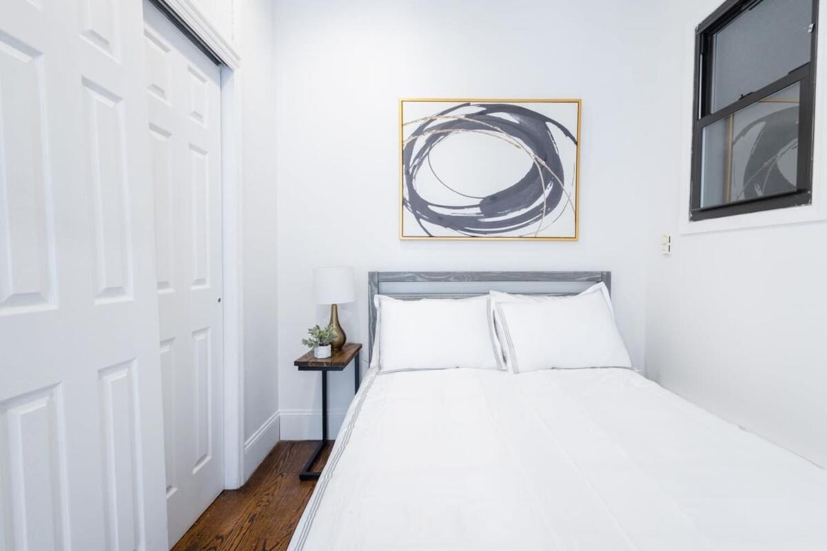 Apartment 69-5c Festive Comfort Brand New 1br Lower East Side Christmas Ready