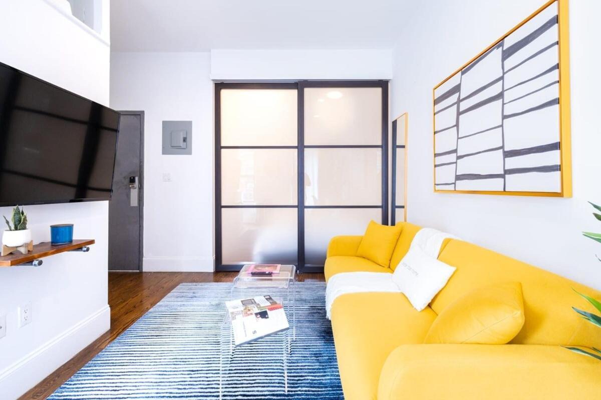 Apartment 69-5c Festive Comfort Brand New 1br Lower East Side Christmas Ready New York